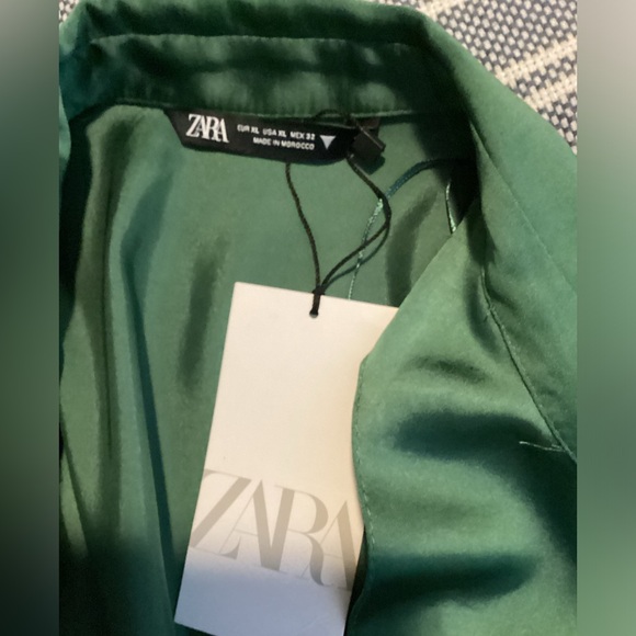 Zara green Satin Effect wrap dress - Picture 7 of 7